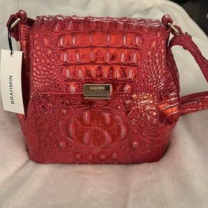 ❤️ Brahmin Red Dragon Margo special edition! Perfect for a Valentine’s date! ❤️